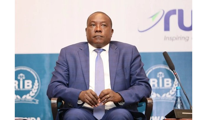 BREAKING NEWS&nbsp;:  Gatabazi  ntakiri  Minisitiri  yasimbujwe  