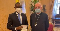 Min. Biruta yakiriwe i Vatican mu kuzamura umubano w’u Rwanda na Kiliziya Gatulika