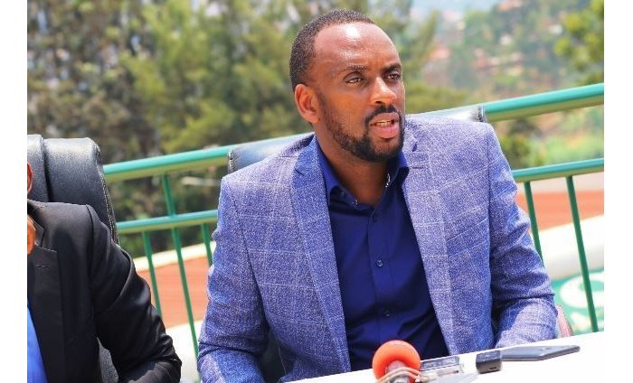 Kuki najya Nyabugogo kandi uhari- Sadate asubiza uwamubwiye ngo ajye kubwira Inka Nyabugogo