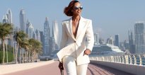 Knowless, A.Gahongayile, Miss Elsa na Gisabo bakuriye ingofero Jolly kubera ifoto ye ari Dubai
