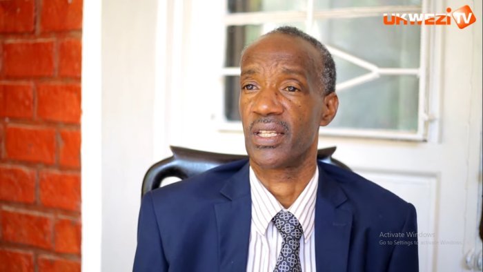 Dufite imashini nyinshi zikora imihanda ariko twagakwiye kubanza kuzana izihinga- Impuguke Bihira