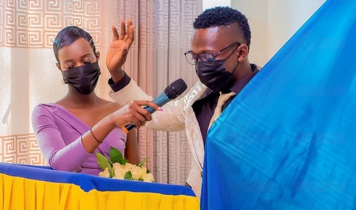 AMAFOTO&nbsp;: Nyuma y’iminsi micye ateye ivi Muvandimwe wa Police FC yasezeranye mu mategeko