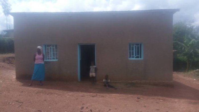 Inzu igurishwa amafaranga make Nyamata  inyuma ya Golden Hotel