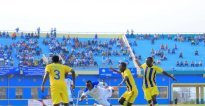 Rayon Sports itsinzwe n’Amagaju FC ,umutoza avugirizwa induru Polisi irahagoboka