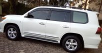 TOYOTA LAND CRUISER V8 igurishwa 38M
