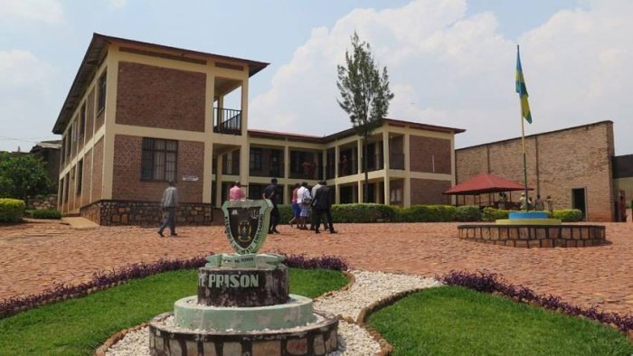 Huye&nbsp;: Umugororwa wari warakatiwe gufungwa burundu yatorotse gereza