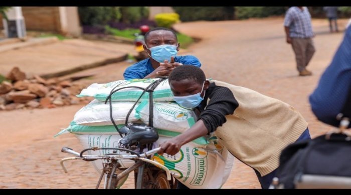 ’Abantu bose bagomba kwambara udupfukamunwa’ - Minisitiri Ngamije 