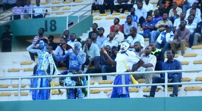 VIDEO&nbsp;: Mu buryo butangaje Rwarutabura na Nkunda Match basabye umutoza wa Rayon Sports ‘Kwegura’