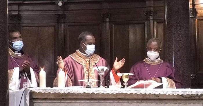 Cardinal Kambanda yasomye misa ye ya mbere nyuma yo guhabwa inshingano