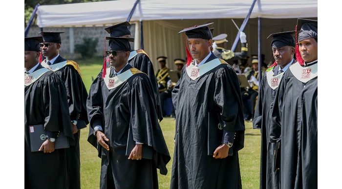 Abapolisi 34 basoje amasomo basabwe gukoresha kinyamwuga ubumenyi bahawe