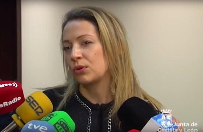 Hashyizweho Minisitiri ushinzwe gushishikariza abashakanye gutera akabariro