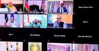 Perezida Kagame yayoboye inama ya EAC yitabiriwe na Museveni, Ndayishimiye, Kenyatta,…