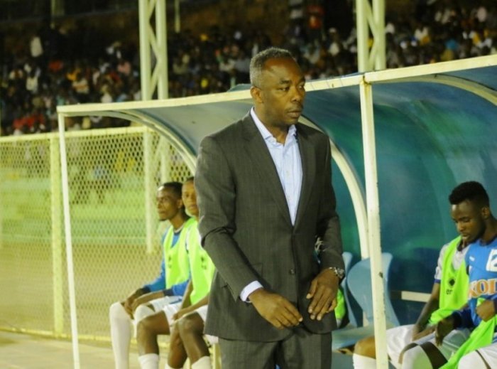 Umutoza mushya wa Rayon yatangariye abafana bayo 