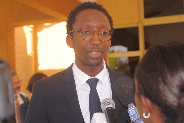 Depite Berville wahagarariye Macron mu Kwibuka25 yagiranye ibiganiro n’ Abadepite b’ u Rwanda [AMAFOTO]
