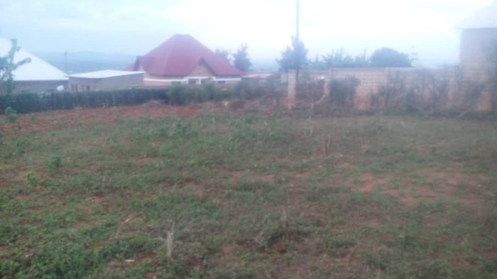 Ikibanza cyiza gihedutse kigurishwa Nyamata