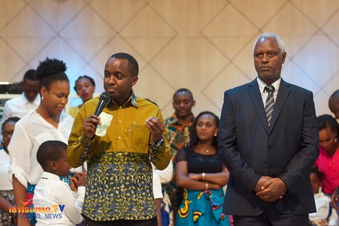 Umuvugabutumwa Kwizera yatangije umuryango ‘LA KUNDA FOUNDATION’ uzajya ufasha abababaye 