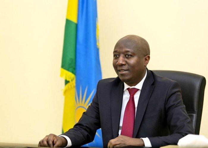 Sena yatumijeho uhagarariye Guverinoma ngo asobanure iby’imikorere y’amakoperative