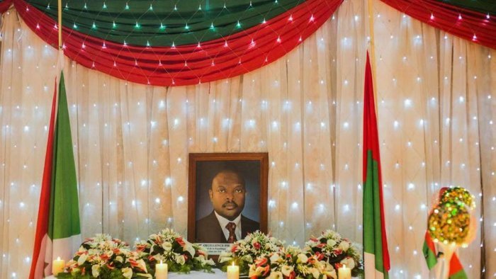 Kenya&nbsp;: Amabendera yururukijwe bunamira Nkurunziza, mu Burundi ho imyidagaduro yahagaze 