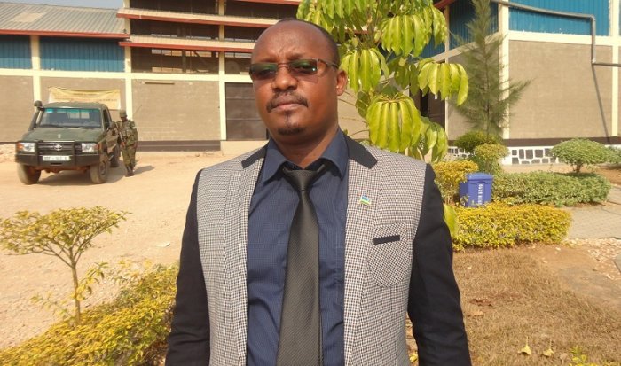 Mu byeguje Meya wa Kamonyi harimo amakosa ye, imyitwarire idahwitse no kwiyandarika