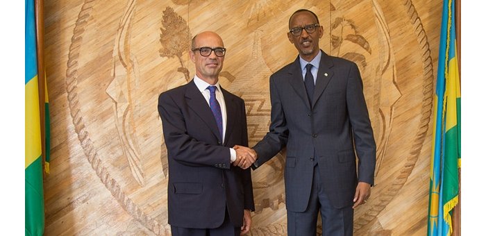 Nyuma yo gukuraho impapuro zifata abayobozi bakuru 40, u Rwanda na Espagne bibanye neza