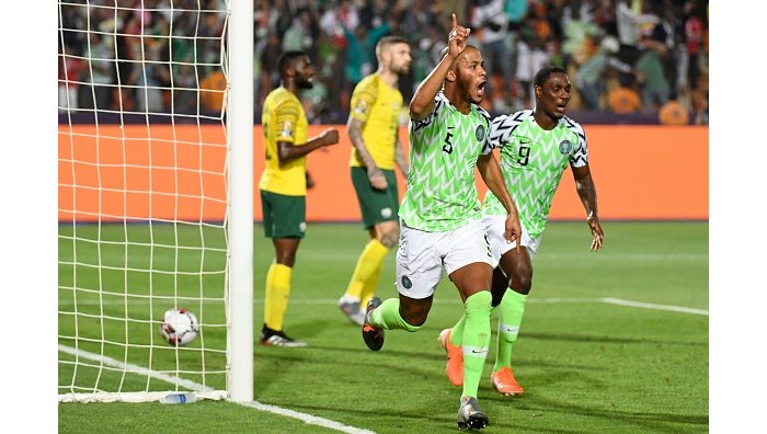 Umuherwe yasezeranyije Nigeria akayabo kuri buri gitego izatsinda Algeria