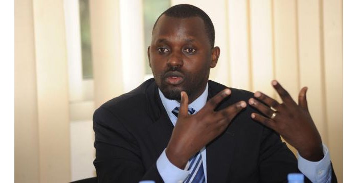 REB yahagurukiye ikibazo cy’imishahara y’abarimu bari bamaze iminsi batakamba