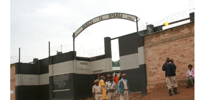 Col Bemera wayoboraga Interahamwe yapfuye afungiye muri gereza ya Mpanga