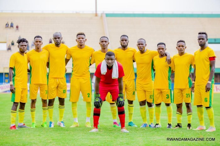 Etoile de l’Est yirukanye abakinnyi bane bakomeye ibashinja kugumura bagenzi babo