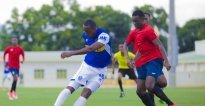 Sugira Ernest yatangiye neza muri Rayon Sports abafana bamuhundagazaho inote [AMAFOTO]
