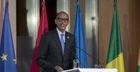 Perezida Kagame arasaba abayobozi  bo muri Afurika kurenga imikorere ishaje