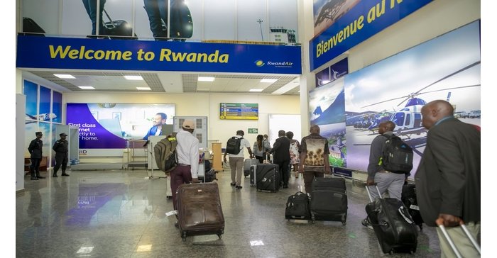 Ukuri ku  mushahara w’Intica Ntikize n’Imibereho  mibi bivugwa ku barimu bo muri Zimbabwe baje kwigisha mu Rwanda 