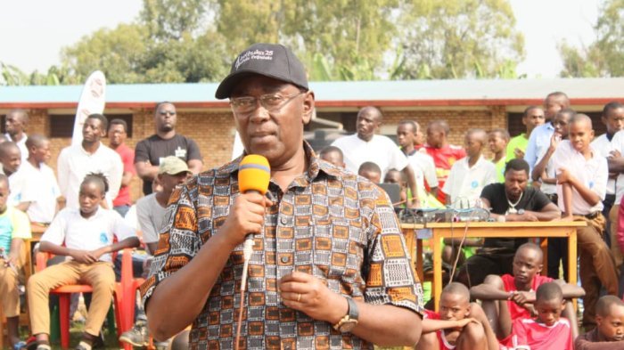 ‘Abapfobya Jenoside ntibagomba kudutsinda’ Bernard Makuza