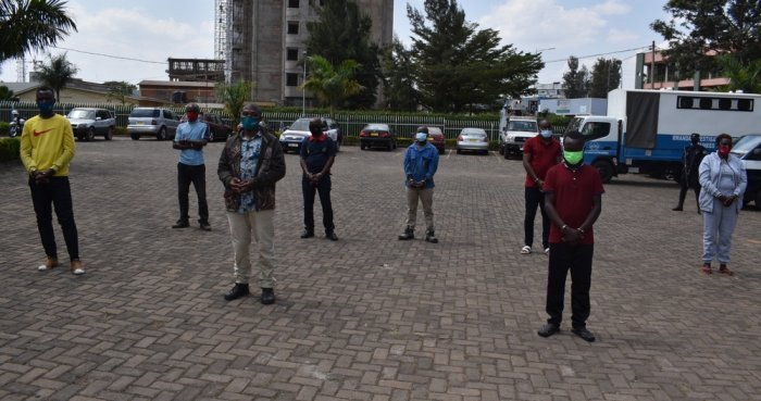 Polisi yatangiye gufata bamwe mu batinya imbeho yo muri sitade bagakwepa bakitahira