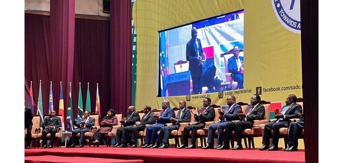 Tshisekedi imbere y’Abakuru b’Ibihugu 16 yashinje u Rwanda  gufasha M23  yitsa kuri Perezida Kagame 