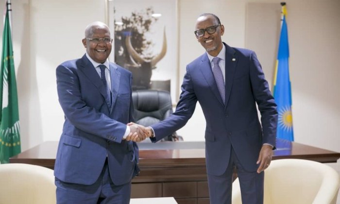 Perezida Kagame yagiranye ibiganiro na Minisitiri w’ ububanyi n’ amahanga wa Uganda  