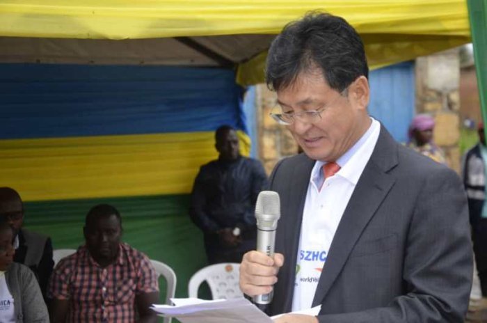 Ambasaderi wa Koreya y’ Epfo yabwiye  ab’ I Rutsiro ko ibyo Abanyakoreya bagezeho nabo babigeraho 