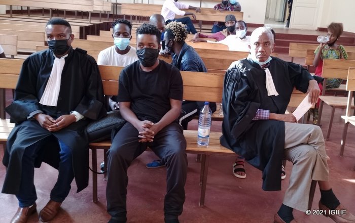 Iyo mba nzi ko iwanjye hari urumogi sinari gufungurira Abapolisi- Jay Polly mu bujurire