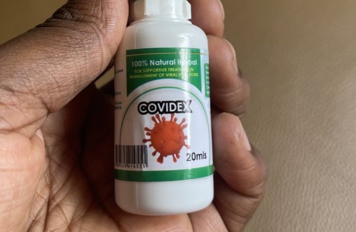 Uganda yemeje umuti ukiza COVID ukoze mu bimera 100%