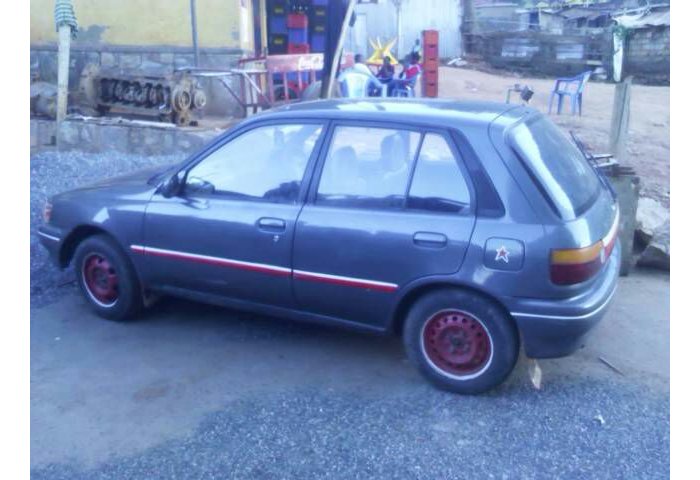Toyota Starlet Injection igurishwa kuri 1,300,000RWF