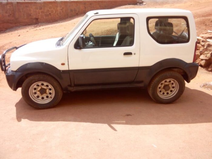 SUZUKI JIMMY igurishwa kuri 2,500,000RWF