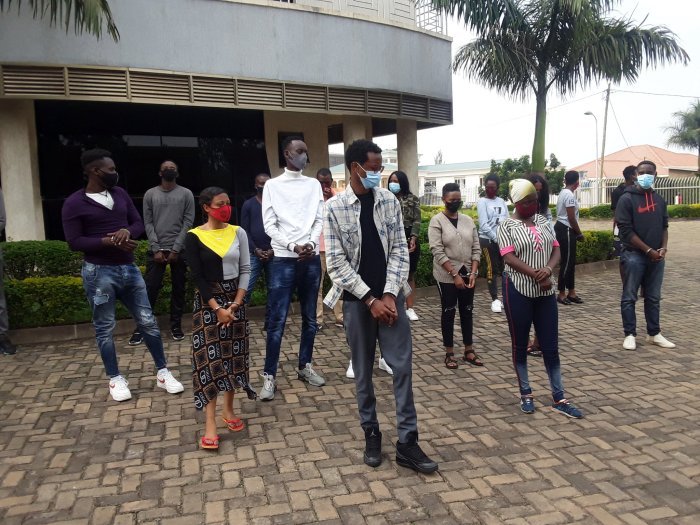 Kigali&nbsp;: Herekanywe abantu 37 barenze ku mabwiriza barimo abafashwe bakina Film