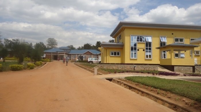 Ahimana Celestin umaze imyaka irenga ine mu bitaro, aratakambira abafite umutima w’impuhwe