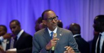 Perezida Kagame yitabiriye ibiganiro ku guhanga imirimo I Abuja (Amafoto)
