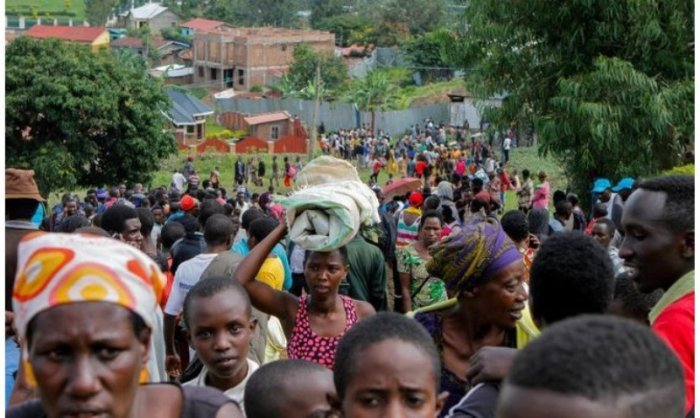 Imyigaragambyo mu nkambi ya Kiziba yagarutse, Impunzi zateraguye amabuye n’ibyuma abapolisi 