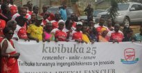 Abafana ba Arsenal mu Rwanda bahaye inzu abasaza n’abakecuru barokotse Jenoside batunganya ibihumyo