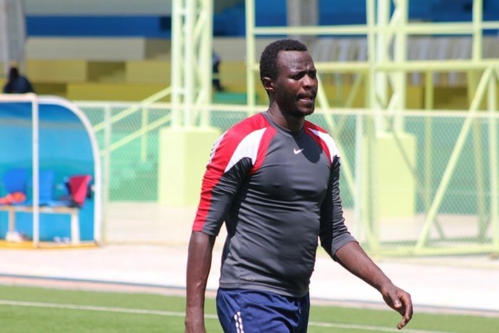 Umunyezamu Ndoli Jean Claude yasezeye burundu mu ikipe y’Igihugu