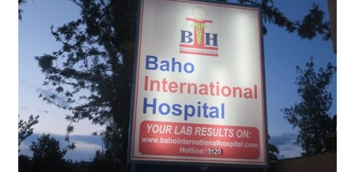 Kigali : Abakozi b’ibitaro batetse imitwe bigira abarwayi b’indembe bagamije kwamamaza ibitaro