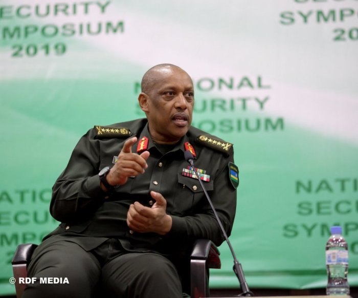 Perezida Kagame yakoze amavugurura akomeye muri Guverinoma General Nyamvumba agirwa Minisitiri 