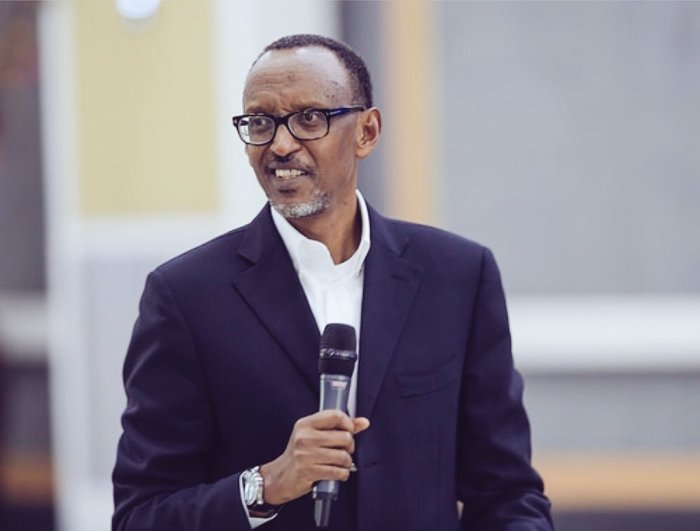 Uri umuyobozi uricara ukagangara abantu bakaza kugushengerera no  kukuramya-Kagame