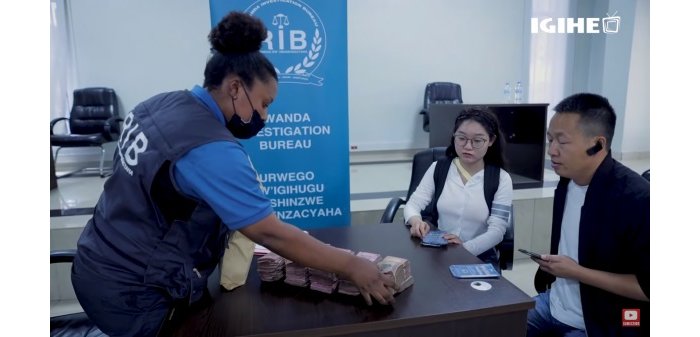 Yafatiwe i Gatuna&nbsp;: RIB yavuze uko Umushinwakazi yibwe  Miliyoni 15 Frw n’Umushoferi  we